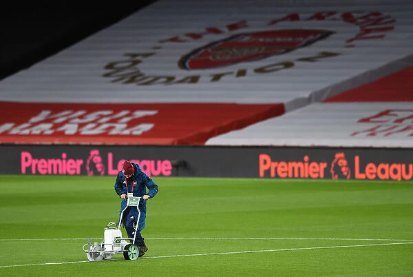 Arsenal vs. Chelsea: Pre-Match Preparations at Emirates Stadium (2020-21)