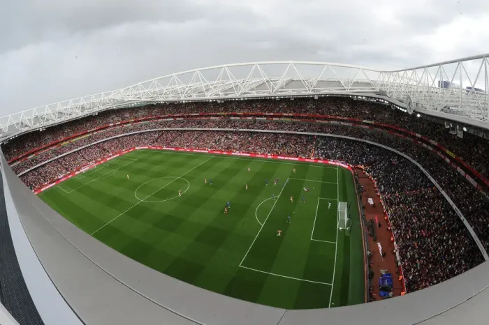 Framed Print : Arsenal vs Chelsea: Premier League Clash at Emirates Stadium