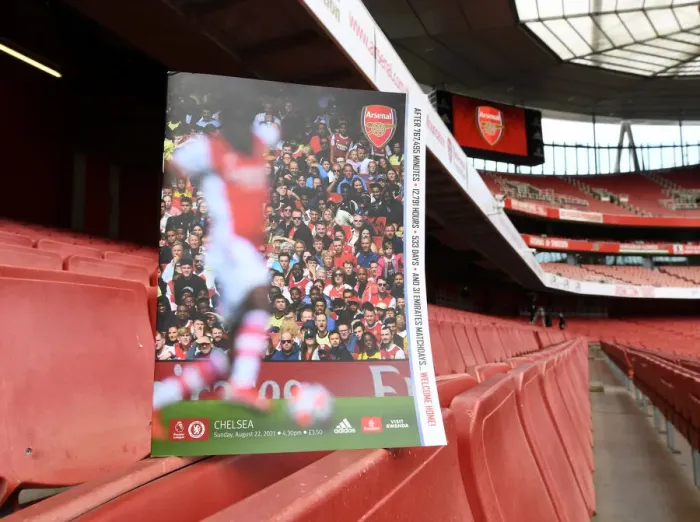 Framed Print : Arsenal vs. Chelsea: Premier League Clash at Emirates Stadium