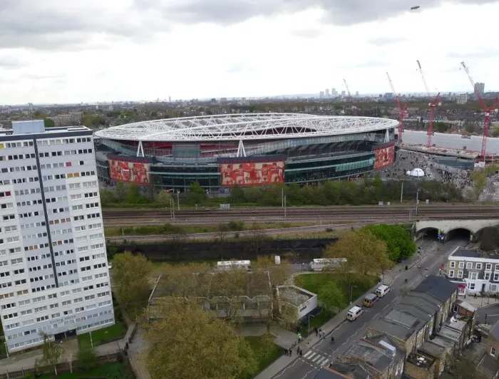 Framed Print : Arsenal vs Chelsea: Premier League Clash at Emirates Stadium