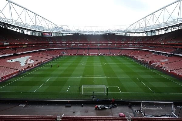 Arsenal vs Chelsea: Premier League Showdown at Emirates Stadium, London, 2016