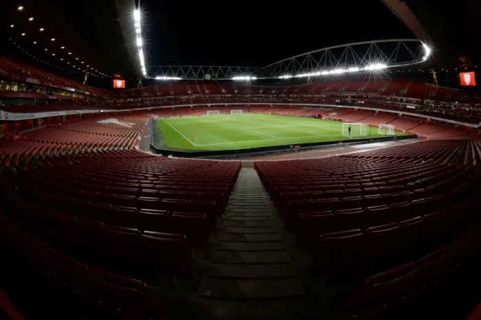 Framed Print : Arsenal vs Chelsea Showdown: Capital One Cup Battle at Emirates Stadium
