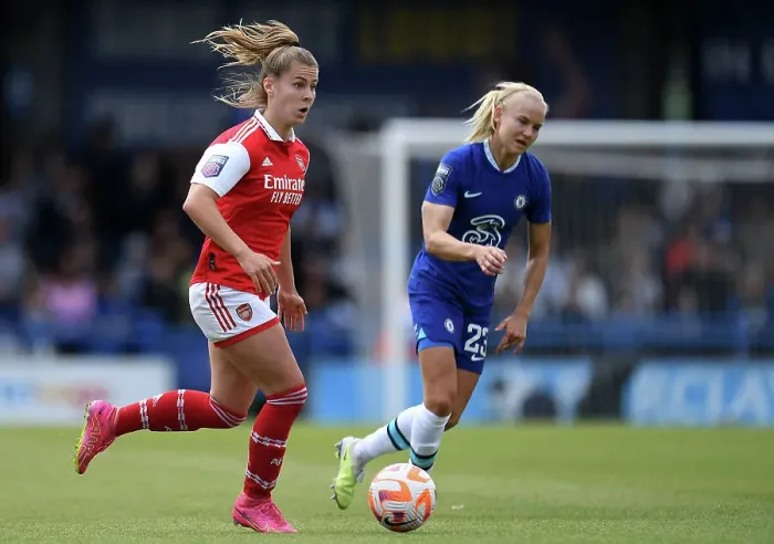 Framed Print : Arsenal vs. Chelsea Showdown: FA Women's Super League Clash at Kingsmeadow (2022-23)