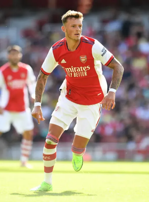 Framed Print : Arsenal vs. Chelsea: A Thrilling Pre-Season Clash at Emirates Stadium
