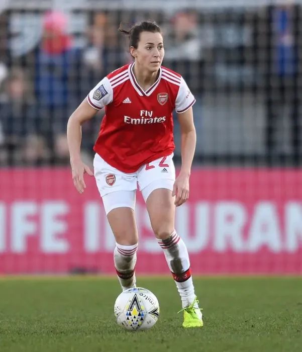 Framed Print : Arsenal vs Chelsea: Women's Super League Showdown - Viktoria Schnaderbeck in Action