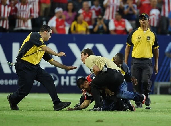Arsenal vs Chivas: Unruly Fan Invasion at StubHub Center