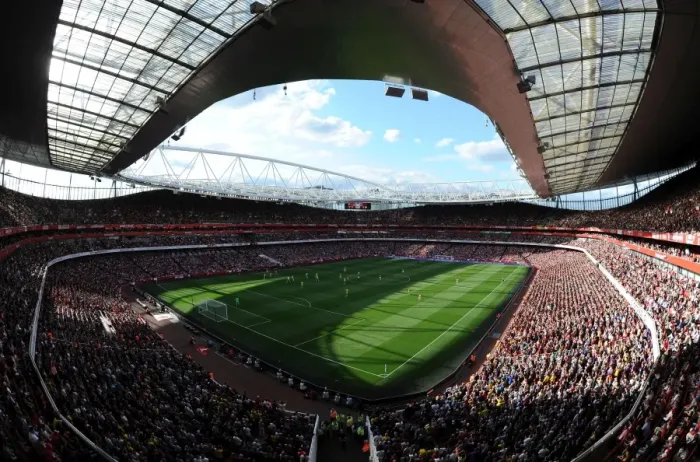Framed Print : Arsenal vs Crystal Palace: 2014 / 15 Premier League Clash at Emirates Stadium