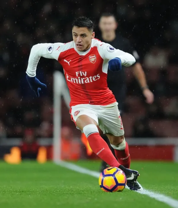Framed Print : Arsenal vs Crystal Palace: Alexis Sanchez in Action at the Emirates Stadium (Premier League 2016-17) Framed Print : Arsenal vs Crystal Palace: Alexis Sanchez in Action at the Emirates Stadium (Premier League 2016-17)