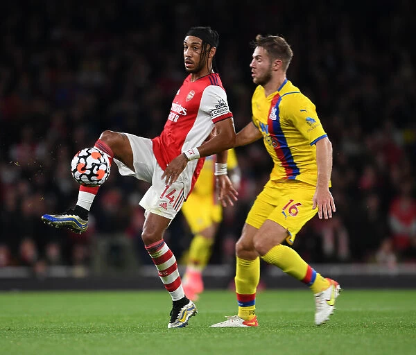 Arsenal vs Crystal Palace: Aubameyang Clashes with Andersen in Premier League Showdown