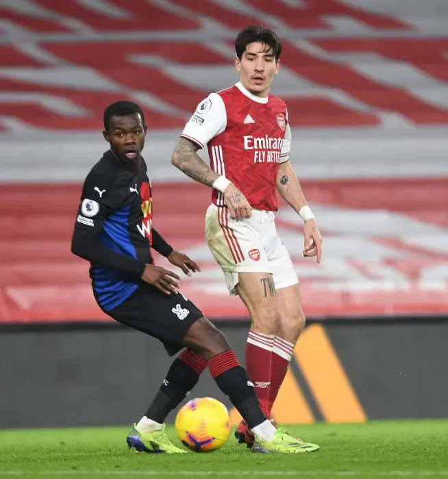 Framed Print : Arsenal vs Crystal Palace: Hector Bellerin in Action at Empty Emirates Stadium, Premier League 2020-21 Framed Print : Arsenal vs Crystal Palace: Hector Bellerin in Action at Empty Emirates Stadium, Premier League 2020-21