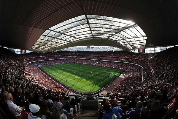 Arsenal vs Crystal Palace: Premier League Clash at Emirates Stadium (2014 / 15)