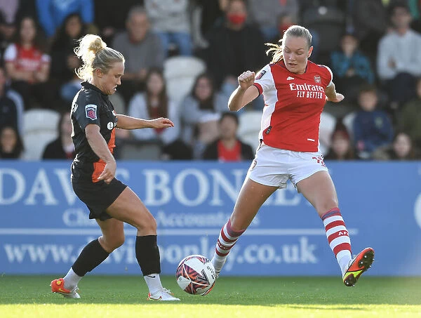Arsenal vs Everton: Clash in the FA WSL - Frida Maanum and Izzy Christiensen Battle It Out