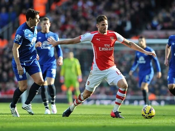 Arsenal vs. Everton: Olivier Giroud vs. Gareth Barry Battle at Emirates Stadium, Premier League 2014-15