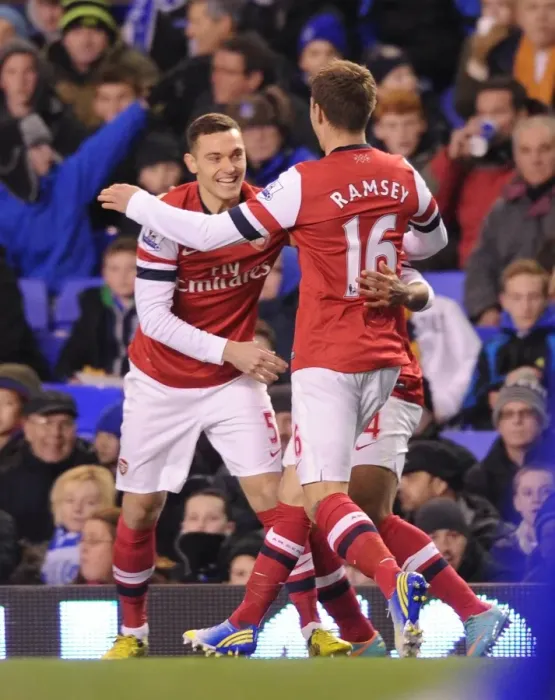 Framed Print : Arsenal vs Everton: Premier League Clash at Goodison Park (November 2012)