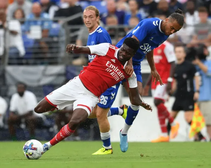 Framed Print : Arsenal vs. Everton: Thomas Partey Faces Off Against Dominic Calvert-Lewin in Pre-Season Clash Framed Print : Arsenal vs. Everton: Thomas Partey Faces Off Against Dominic Calvert-Lewin in Pre-Season Clash