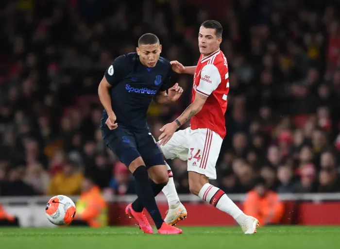 Framed Print : Arsenal vs Everton: Xhaka vs Richarlison Clash in Premier League Showdown