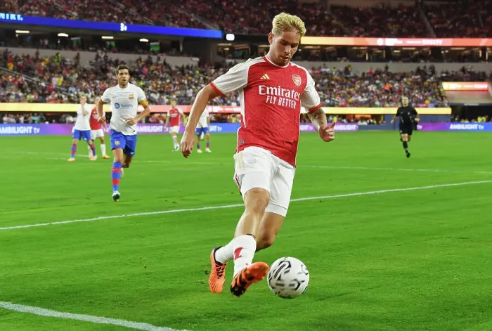 Framed Print : Arsenal vs. FC Barcelona: Pre-Season Clash at SoFi Stadium (2023)