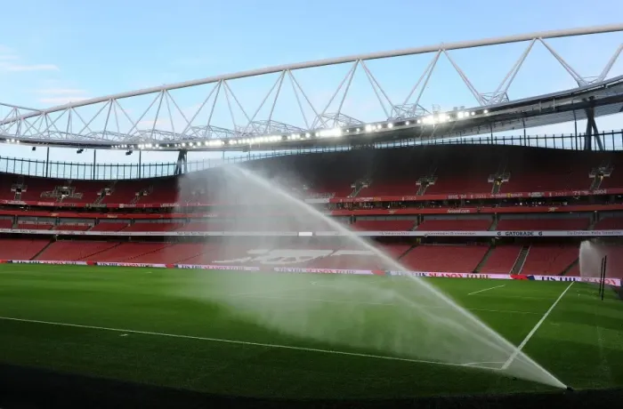 Framed Print : Arsenal vs Hull City: Pre-Match Preparations at Emirates Stadium (2013-14)