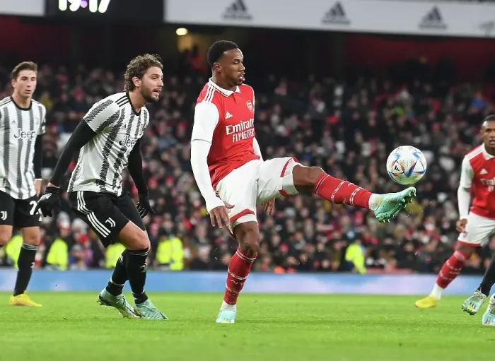 Framed Print : Arsenal vs Juventus: Friendly Clash at Emirates Stadium (2022-23)
