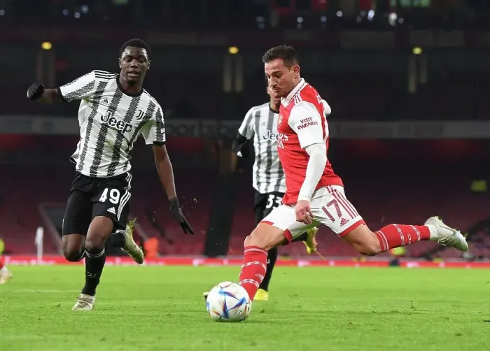 Framed Print : Arsenal vs Juventus: Friendly Clash at Emirates Stadium (2022-23) Framed Print : Arsenal vs Juventus: Friendly Clash at Emirates Stadium (2022-23)