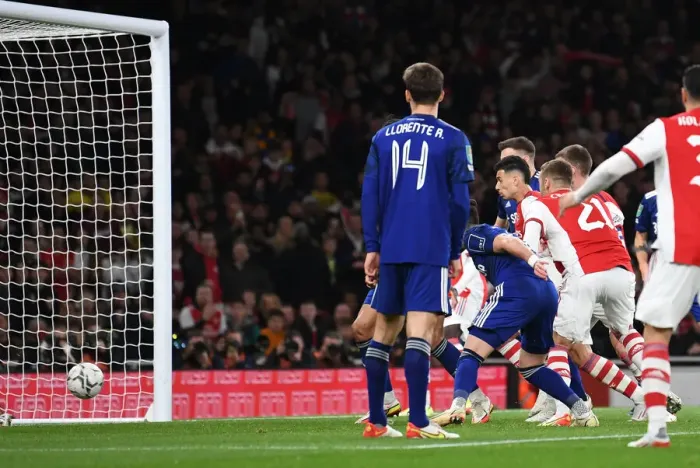 Framed Print : Arsenal vs Leeds United: Carabao Cup Showdown at Emirates Stadium