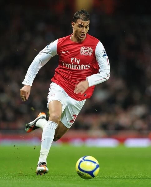 Arsenal vs Leeds United: FA Cup Battle - Chamakh's Thrilling Performance