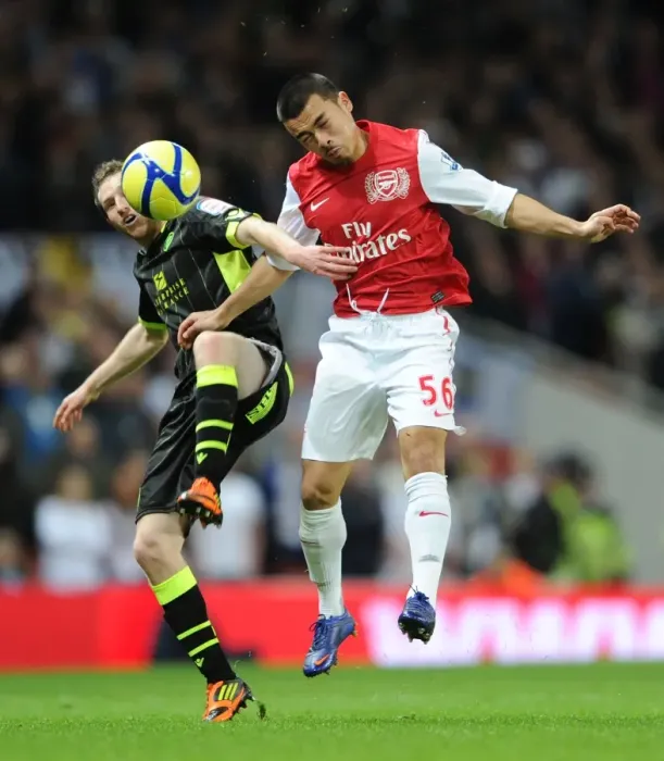 Framed Print : Arsenal vs Leeds United: FA Cup Clash at Emirates Stadium