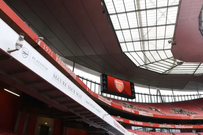 Framed Print : Arsenal vs Leeds United: Premier League Clash at Emirates Stadium