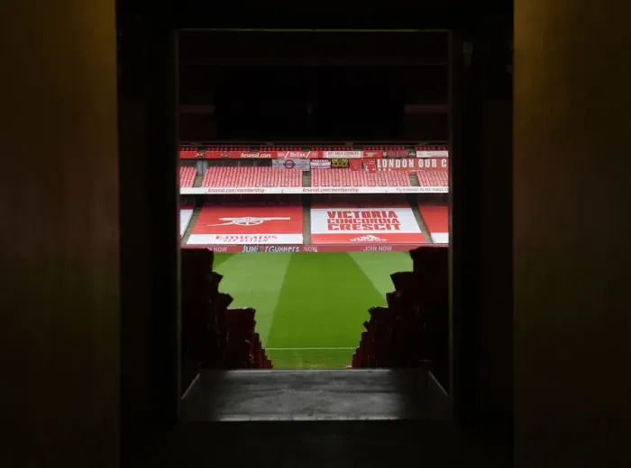 Framed Print : Arsenal vs Leeds United: Premier League Showdown at Emirates Stadium