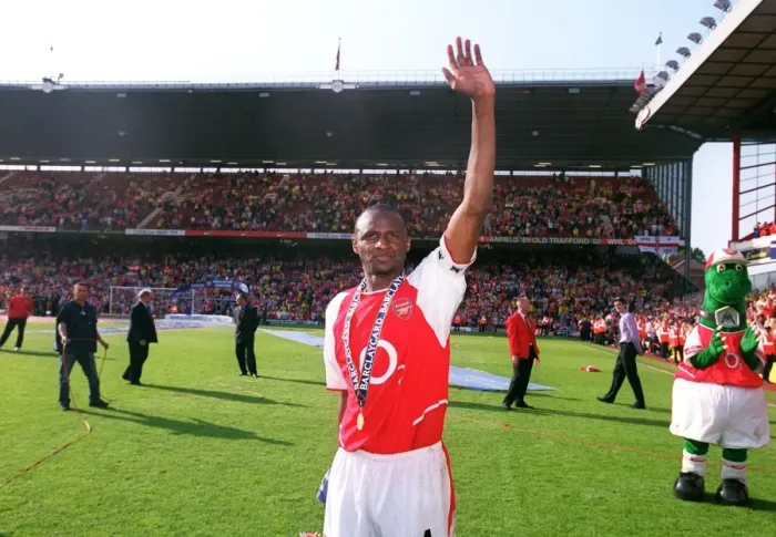 Framed Print : Arsenal vs Leicester City: FA Premiership Battle at Highbury, May 15, 2004