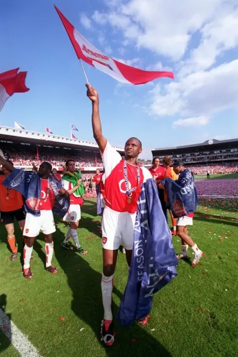 Framed Print : Arsenal vs Leicester City: FA Premiership Battle at Highbury, May 15, 2004 Framed Print : Arsenal vs Leicester City: FA Premiership Battle at Highbury, May 15, 2004