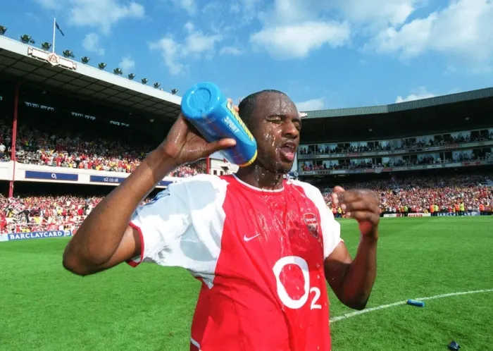 Framed Print : Arsenal vs Leicester City: FA Premiership Showdown at Highbury, London (May 15, 2004)