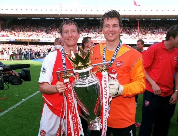 Framed Print : Arsenal vs Leicester City: FA Premiership Showdown - May 15, 2004
