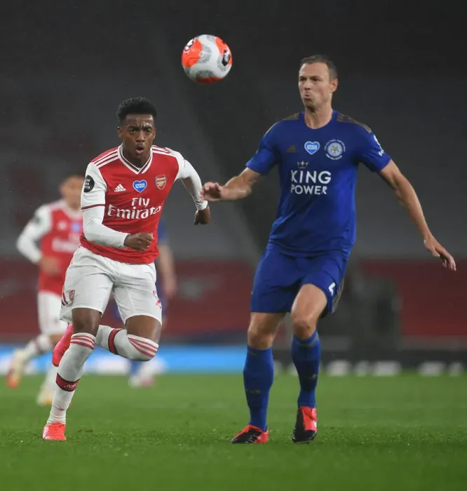 Framed Print : Arsenal vs Leicester City: Joe Willock Closes In on Jonny Evans - Premier League 2019-20