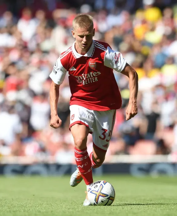 Framed Print : Arsenal vs Leicester City: Oleksandr Zinchenko in Action - Premier League 2022-23 Framed Print : Arsenal vs Leicester City: Oleksandr Zinchenko in Action - Premier League 2022-23