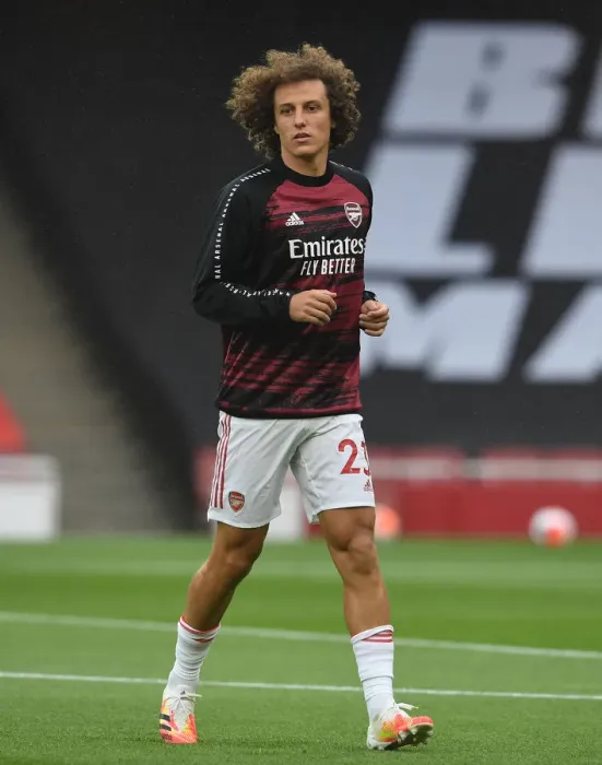 Framed Print : Arsenal vs Leicester: David Luiz Warms Up Ahead of 2019-20 Premier League Clash Framed Print : Arsenal vs Leicester: David Luiz Warms Up Ahead of 2019-20 Premier League Clash