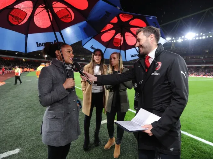 Framed Print : Arsenal vs. Liverpool: Alex Scott's Half-Time Interview (2015 / 16) Framed Print : Arsenal vs. Liverpool: Alex Scott's Half-Time Interview (2015 / 16)