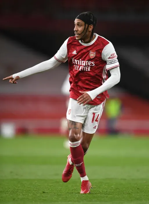 Framed Print : Arsenal vs. Liverpool: Aubameyang in Action at the Emirates Stadium, Premier League 2020-21
