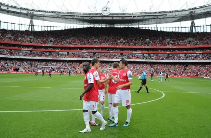 Framed Print : Arsenal vs Liverpool: Bacary Sagna's Determined Stance at Emirates Stadium (2011-2012)