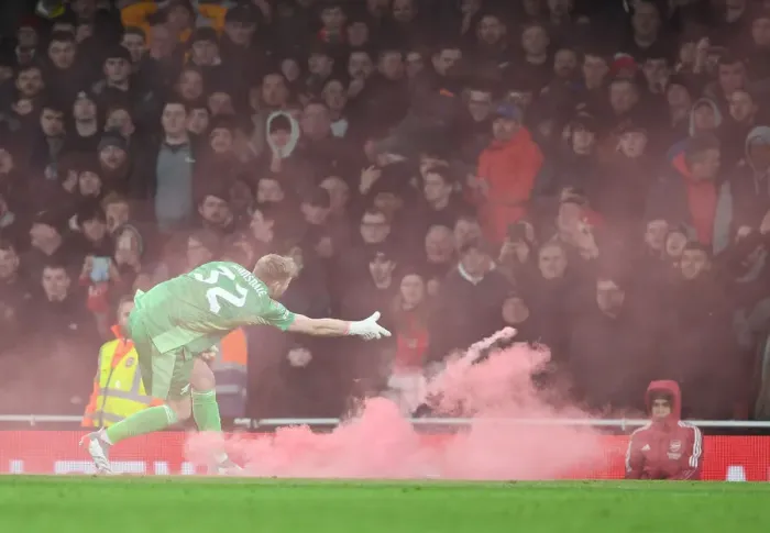 Framed Print : Arsenal vs. Liverpool Carabao Cup Semi-Final: Ramsdale's Smoke Bomb Eruption Framed Print : Arsenal vs. Liverpool Carabao Cup Semi-Final: Ramsdale's Smoke Bomb Eruption
