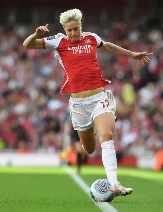 Framed Print : Arsenal vs Liverpool: Clash of the Titans in the Barclays Women's Super League (2023-24) Framed Print : Arsenal vs Liverpool: Clash of the Titans in the Barclays Women's Super League (2023-24)