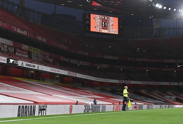 Arsenal vs. Liverpool: Empty Emirates Stadium Honors Lost Fans to COVID-19
