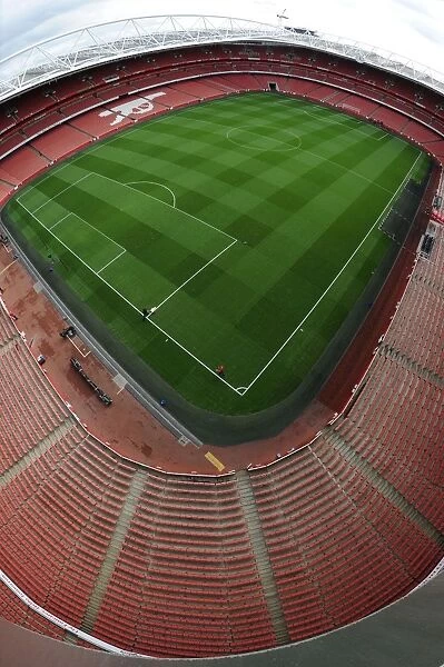 Arsenal vs Liverpool: Emirates Stadium Showdown (2013-14 Premier League)