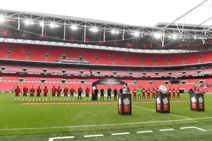 Framed Print : Arsenal vs Liverpool: FA Community Shield Clash at Wembley Stadium
