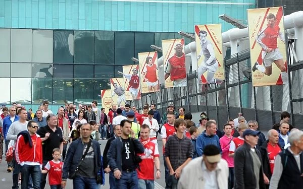 Arsenal vs Liverpool: Friar Bridge Showdown - Emirates Stadium, 17 / 4 / 11