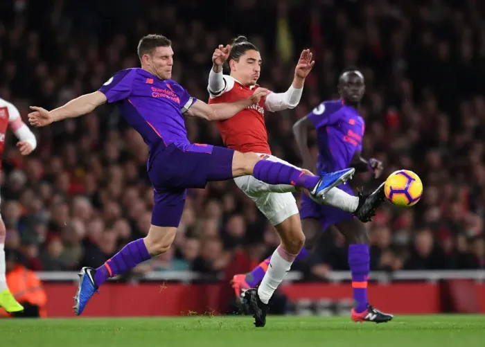 Framed Print : Arsenal vs. Liverpool: Intense Battle - Bellerin vs. Milner (Premier League 2018-19)