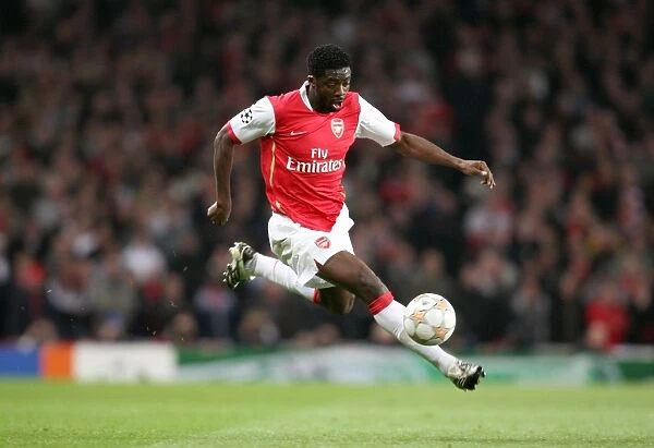 Arsenal vs. Liverpool: Kolo Toure's Battle in the Champions League Quarters, 1-1 Stalemate at Emirates Stadium (2008)