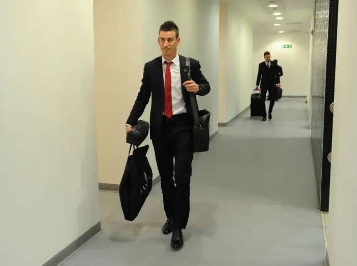 Framed Print : Arsenal vs Liverpool: Laurent Koscielny's Intense Focus Before the Clash (2013-14) Framed Print : Arsenal vs Liverpool: Laurent Koscielny's Intense Focus Before the Clash (2013-14)