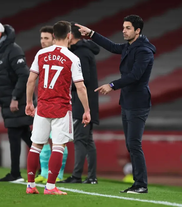 Framed Print : Arsenal vs Liverpool: Mikel Arteta Coaches Behind Closed Doors (2020-21) Framed Print : Arsenal vs Liverpool: Mikel Arteta Coaches Behind Closed Doors (2020-21)