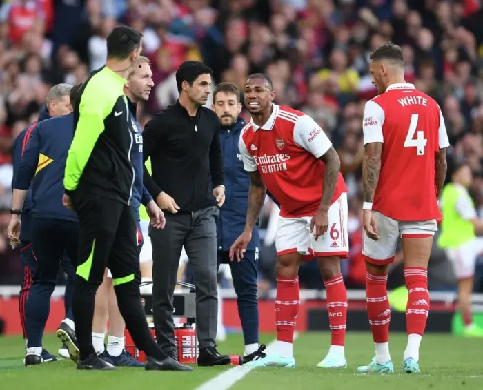 Framed Print : Arsenal vs. Liverpool: Mikel Arteta Motivates Gabriel Amid Intense Premier League Clash (2022-23) Framed Print : Arsenal vs. Liverpool: Mikel Arteta Motivates Gabriel Amid Intense Premier League Clash (2022-23)